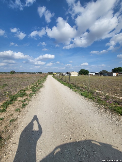 Listing photo id 3 for 25216 Campbellton Rd