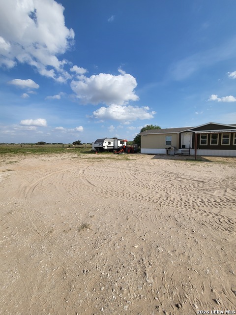 Listing photo id 4 for 25216 Campbellton Rd