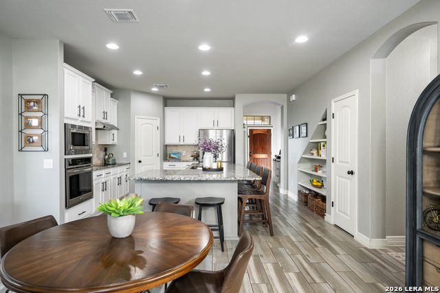 Image 15 of 43 For 1382 Shadow Rock