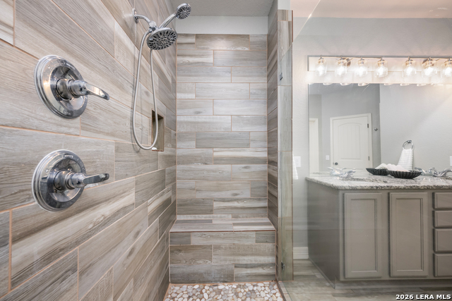 Image 24 of 43 For 1382 Shadow Rock