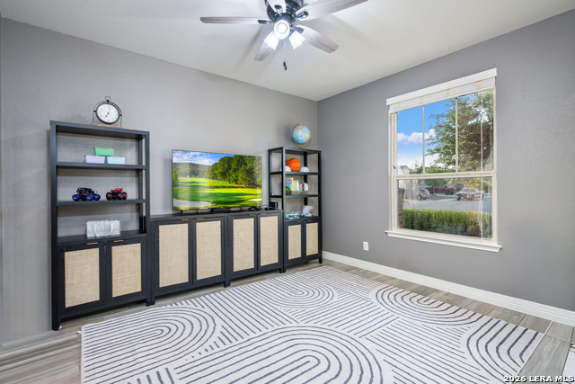 Image 8 of 43 For 1382 Shadow Rock