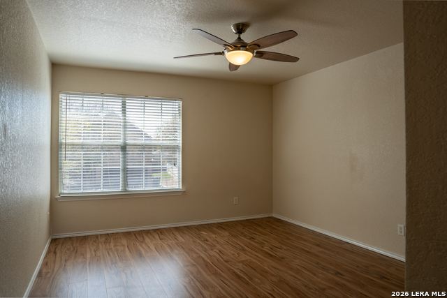 Image 14 of 22 For 6721 Spearwood