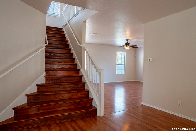 Image 4 of 22 For 6721 Spearwood