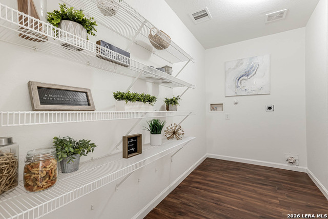 Image 28 of 31 For 3513 Tilden Trl