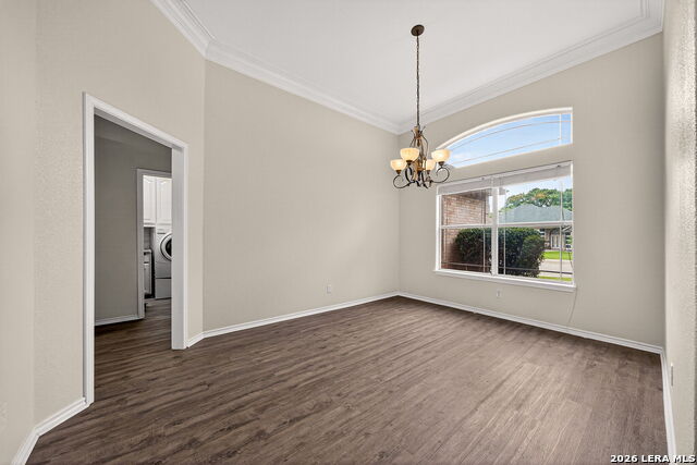 Listing photo id 5 for 1242 Loma Verde Dr