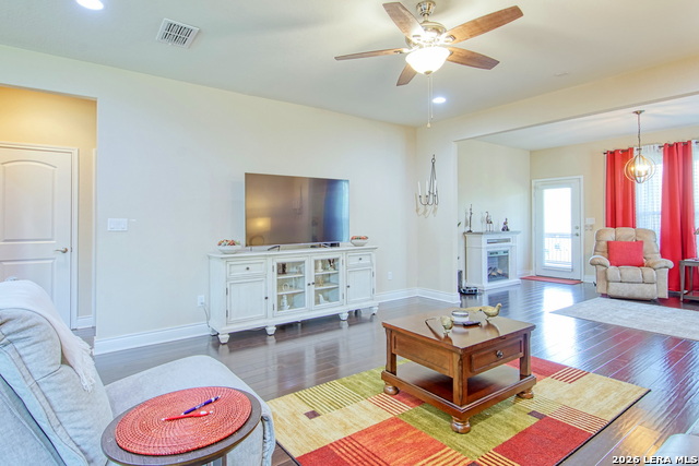 Image 18 of 33 For 13107 Easter Island