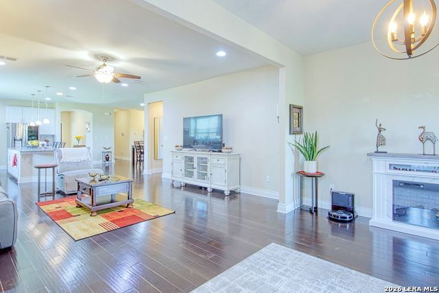 Image 21 of 33 For 13107 Easter Island