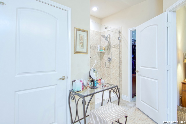 Image 24 of 33 For 13107 Easter Island