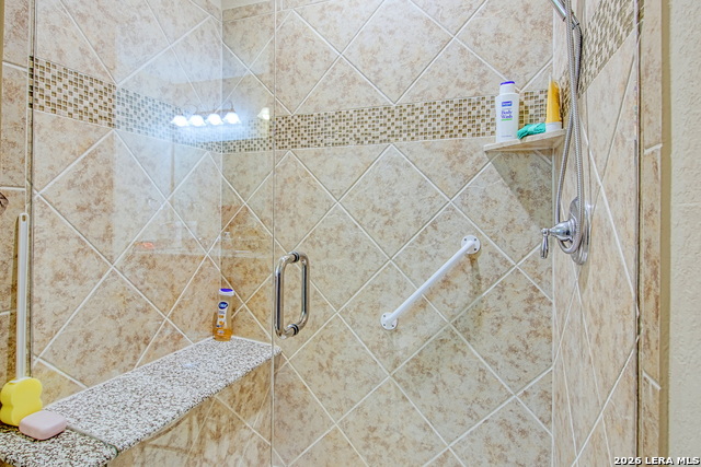 Image 26 of 33 For 13107 Easter Island