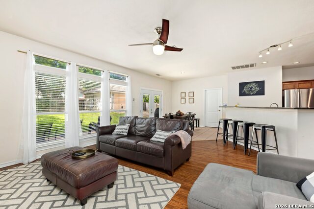 Image 7 of 46 For 9106 Thomas York