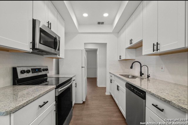 Image 12 of 17 For 7843 Misty Park