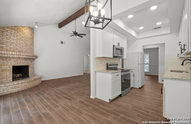 Image 13 of 17 For 7843 Misty Park