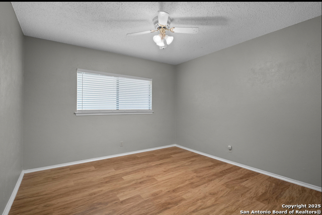 Image 9 of 17 For 7843 Misty Park