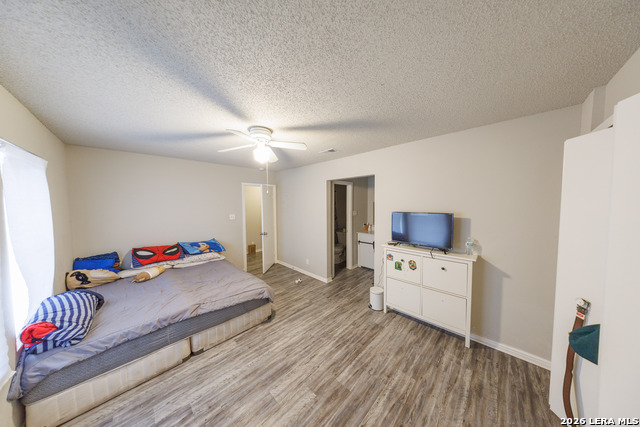 Image 13 of 21 For 1211 Churing