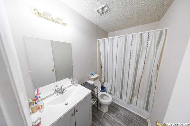 Image 4 of 21 For 1211 Churing