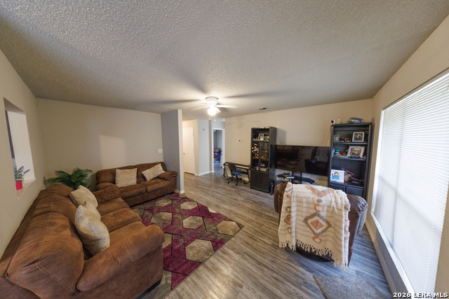 Image 9 of 21 For 1211 Churing