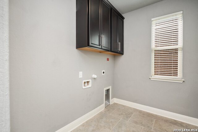 Image 32 of 35 For 1711 Ayleth  