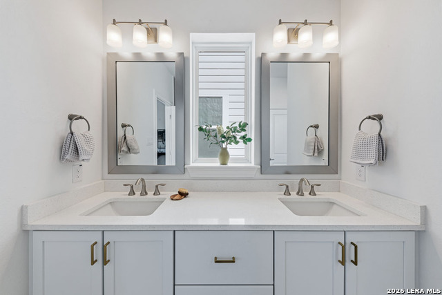 Image 15 of 25 For 795 Academy N