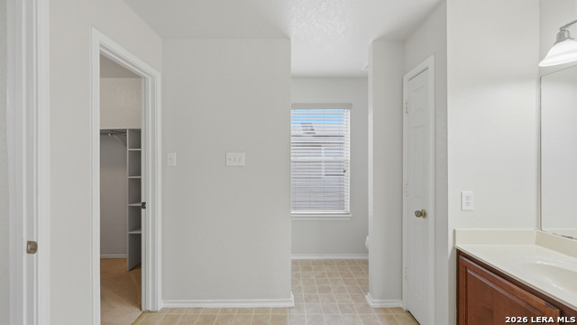 Image 23 of 39 For 11004 Forest Pass