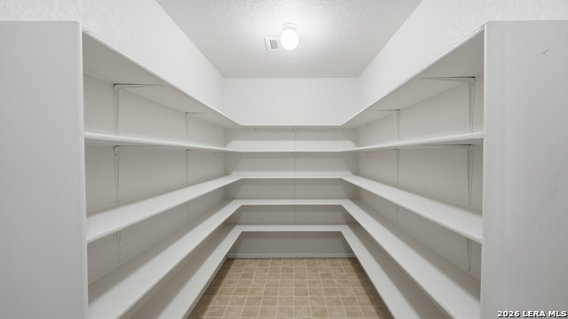 Image 35 of 39 For 11004 Forest Pass