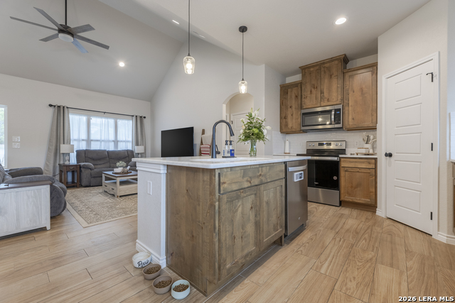 Image 10 of 31 For 777 Research