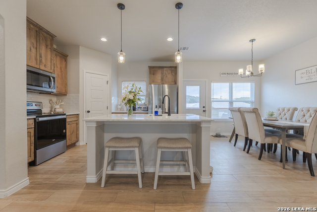 Image 13 of 31 For 777 Research