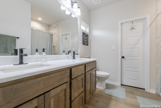 Image 19 of 31 For 777 Research