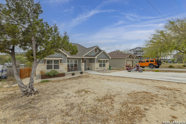 Image 2 of 31 For 777 Research