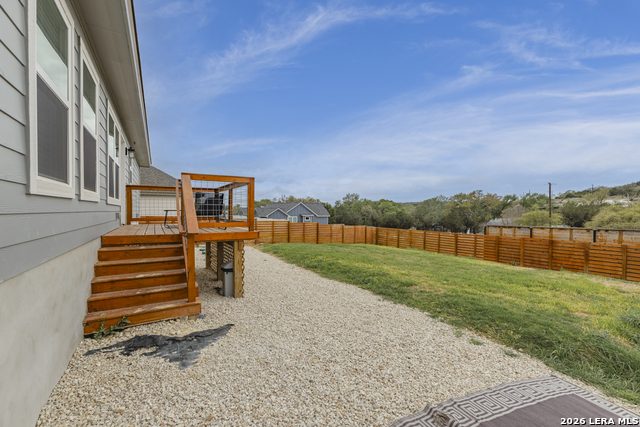 Image 25 of 31 For 777 Research