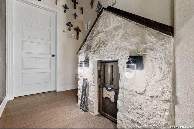 Listing photo id 12 for 12106 White River