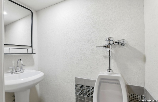 Listing photo id 22 for 12106 White River