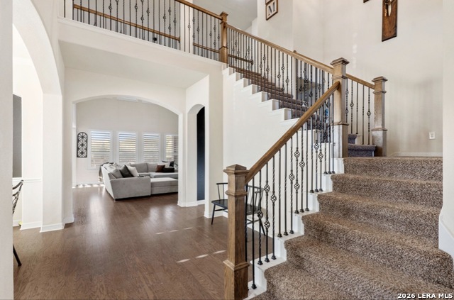 Listing photo id 1 for 12106 White River