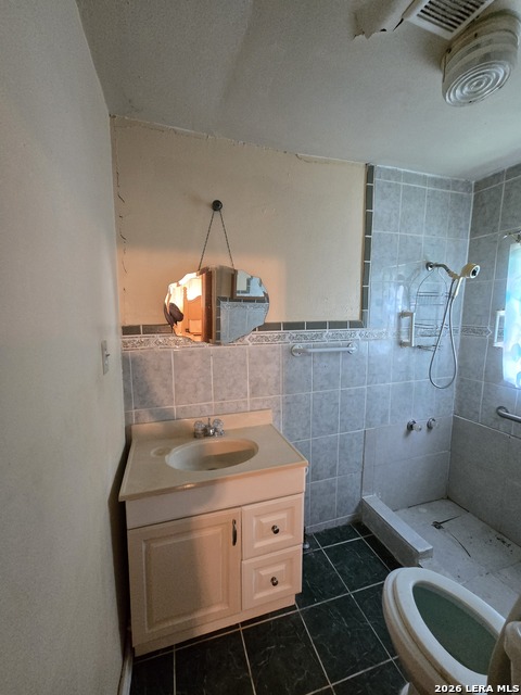 Listing photo id 7 for 2603 Arbor Pl