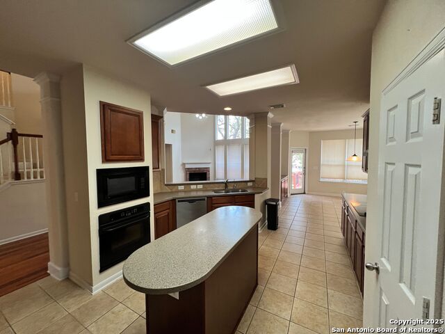 Image 11 of 16 For 19220 Deer Elk