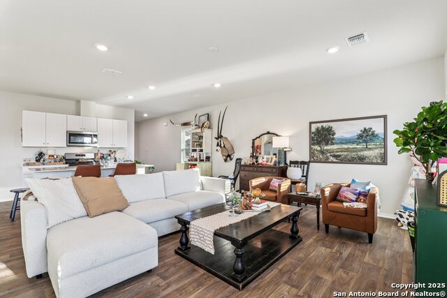 Image 10 of 42 For 116 Middle Green