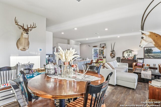 Image 14 of 42 For 116 Middle Green