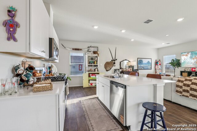 Image 17 of 42 For 116 Middle Green