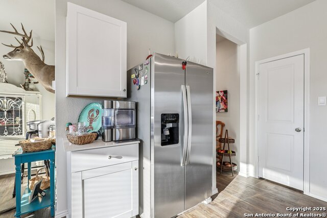 Image 18 of 42 For 116 Middle Green