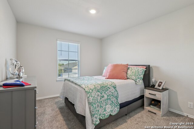 Image 26 of 42 For 116 Middle Green