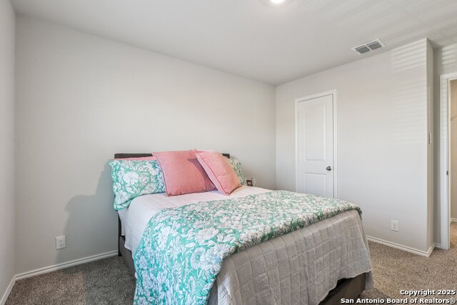 Image 27 of 42 For 116 Middle Green