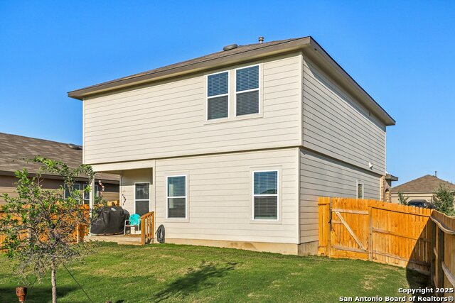 Image 38 of 42 For 116 Middle Green