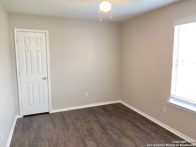 Image 7 of 12 For 3008 Pine Valley Dr