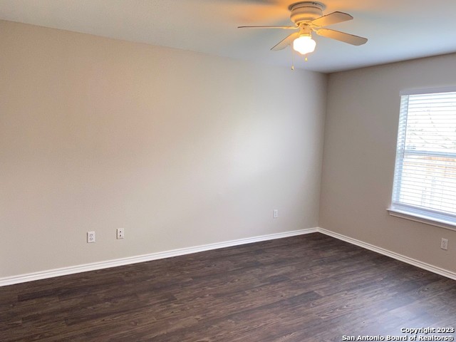 Image 8 of 12 For 3008 Pine Valley Dr