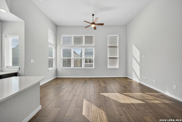 Image 13 of 38 For 5843 Whitby  Unit 34