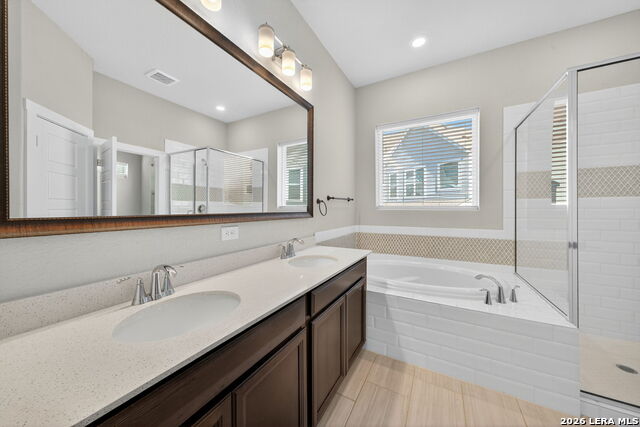 Image 19 of 38 For 5843 Whitby  Unit 34