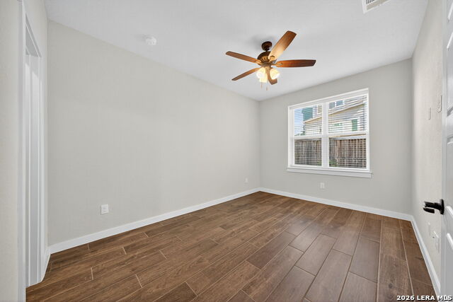 Image 25 of 38 For 5843 Whitby  Unit 34