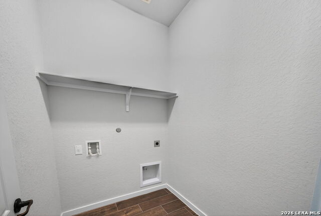 Image 31 of 38 For 5843 Whitby  Unit 34