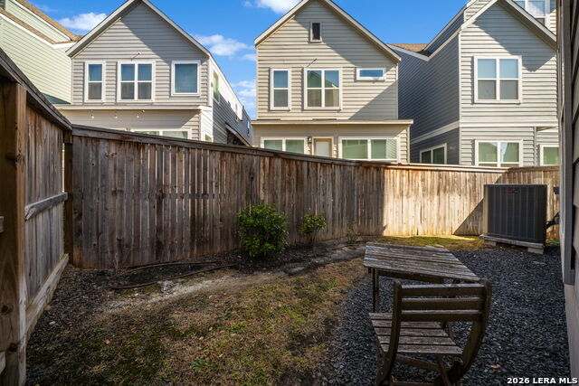 Image 33 of 38 For 5843 Whitby  Unit 34