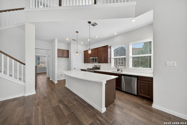 Image 7 of 38 For 5843 Whitby  Unit 34