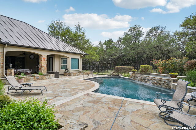 Image 5 of 56 For 10411 Eiche Circle